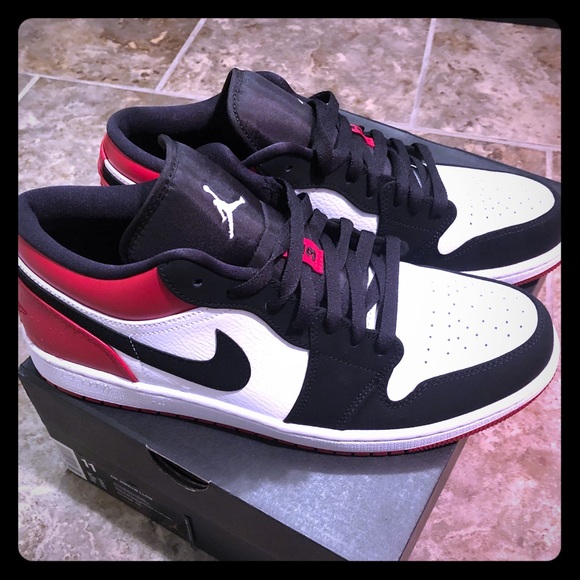 jordan low black toe